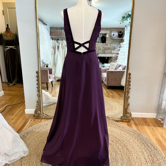 Sorella Vita Gown - Picture 3 of 3